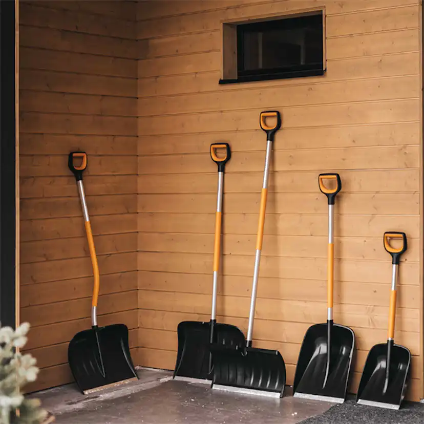 Snöraka Fiskars X-Series Roller