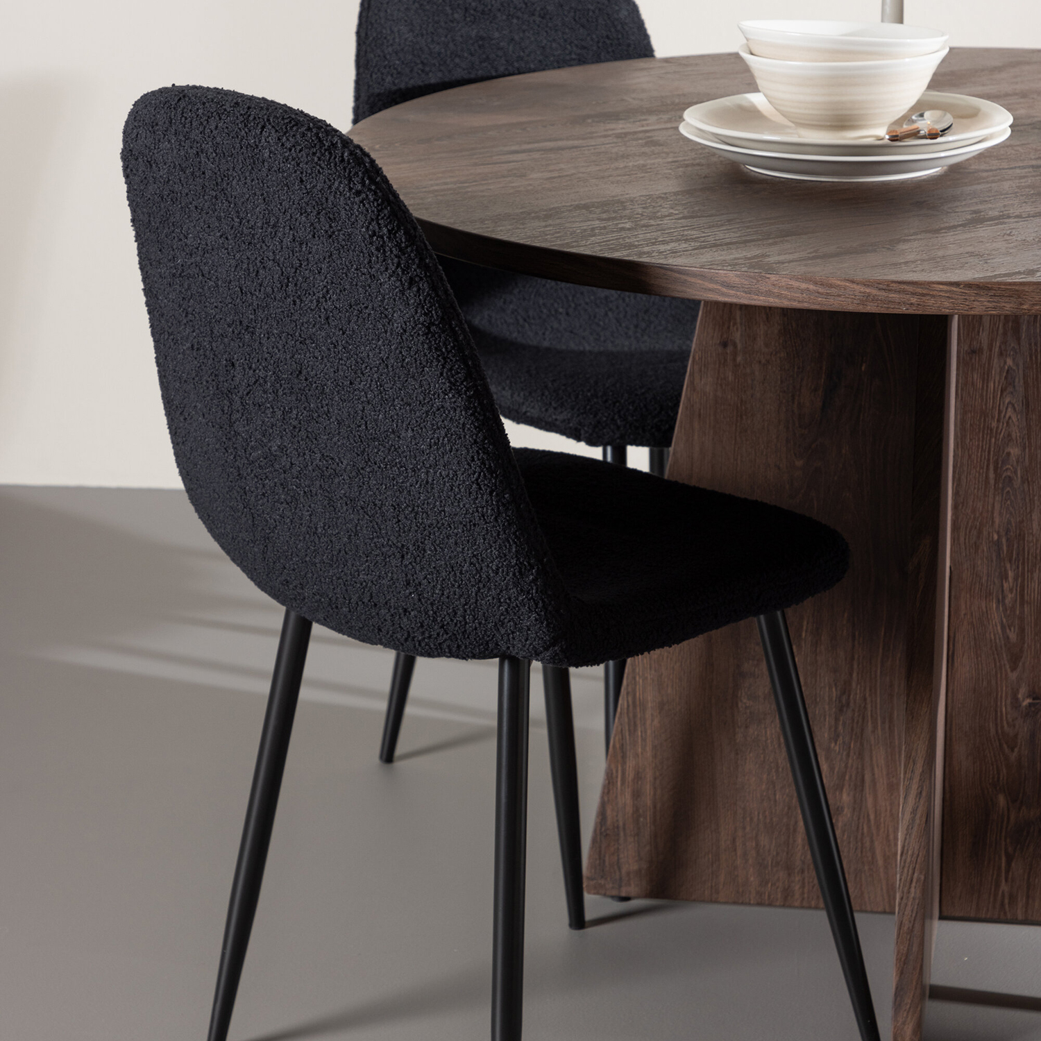 Matgrupp Venture Home Bootcut Ø110 med 4 st Polar Stolar Teddy