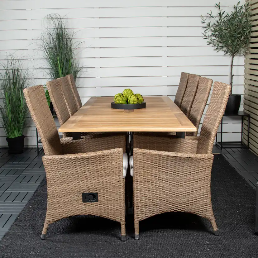 Matgrupp Utomhus Venture Home Perla 160/240 med 8 Pishi KarmTrädgårdsstolar