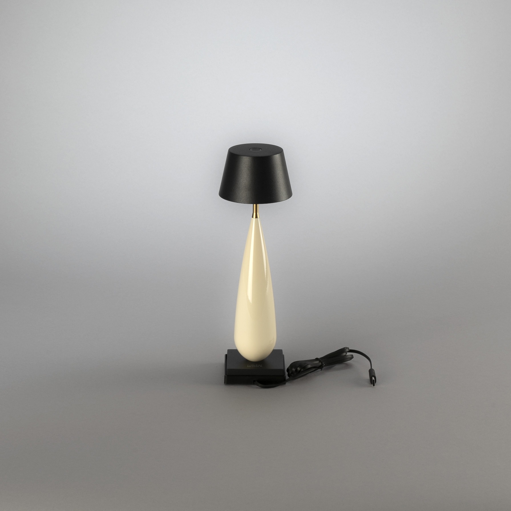 Portabel Lampa Gnosjö Konstsmide Frejus Bordslampa USB