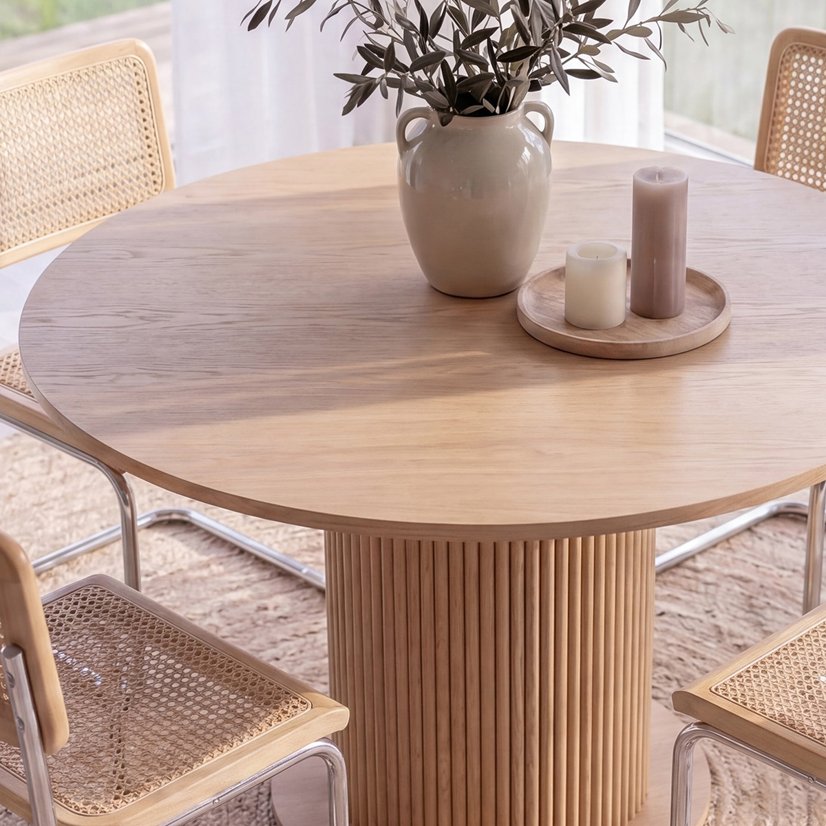 Matgrupp Venture Home Reko  Ø120 cm med 4st Robert Stolar