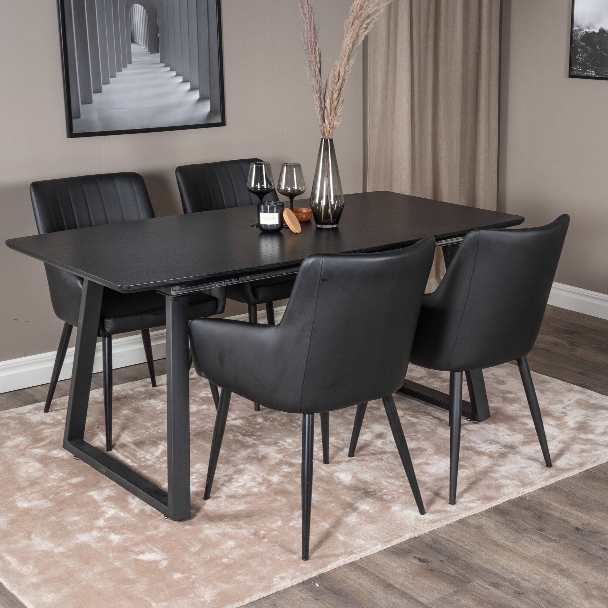 Inca Extentiontable - Black top / black Legs +Comfort - Dini Svart/Svart