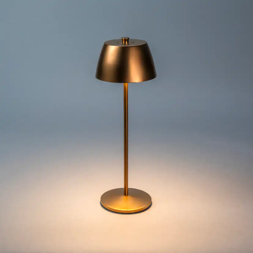 Èze bordslampa Matt Koppar USB Matt Koppar