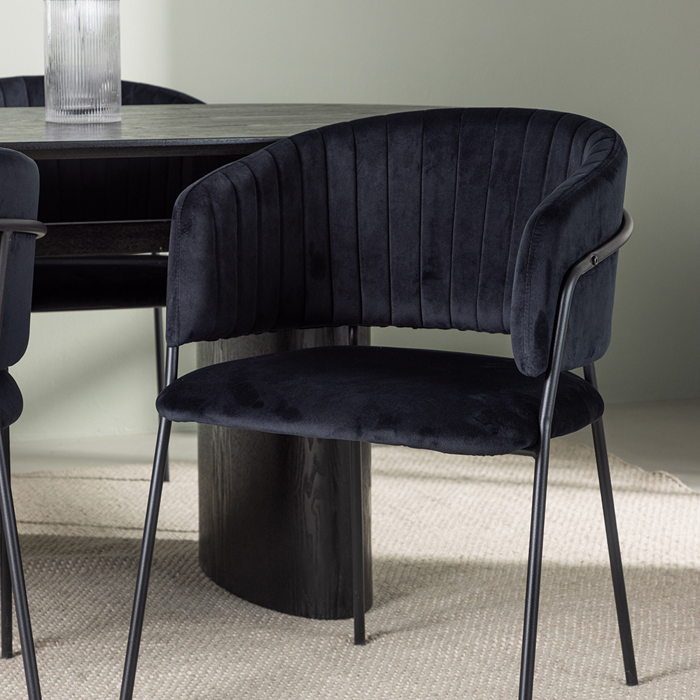 Matgrupp Venture Home Isolde med 4 st Selma stolar