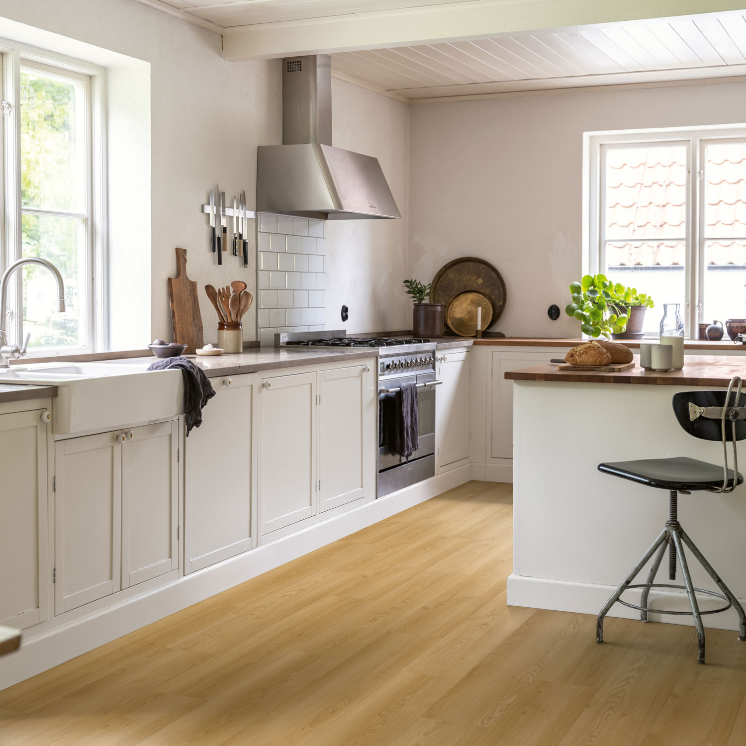 Vinylgolv Pergo Namsen Pad Pro Warm Norwegian Oak