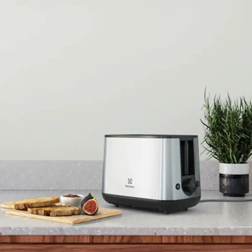 Brödrost Electrolux E3T1-3ST 2-Skivor Rostfri 800W 7 Rostningslägen & Uppvärmningsfunktion