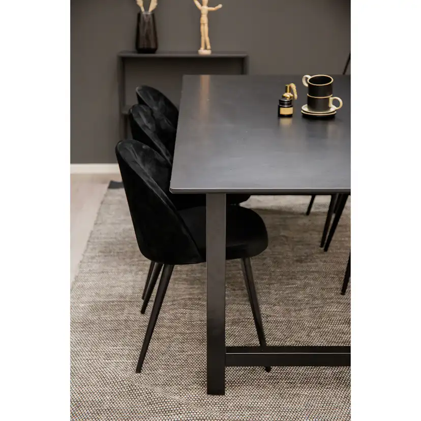 Matgrupp Venture Home Clara med 6 Valentina Stolar Sammet