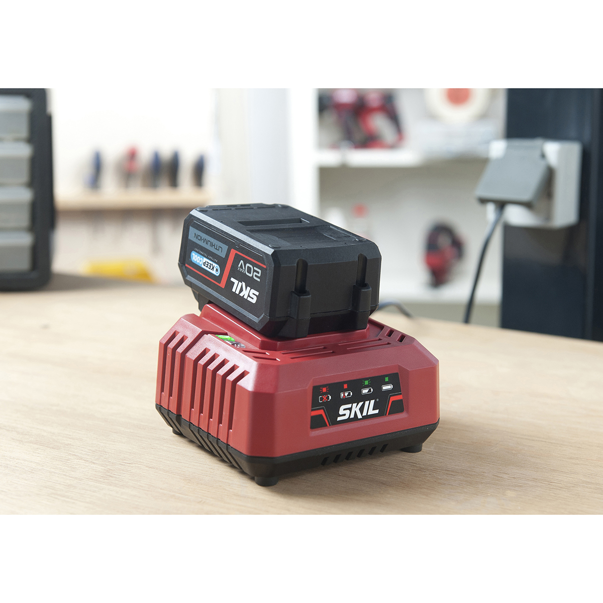 Litiumjonbatteri SKIL 20V Med Laddare 3112 BA
