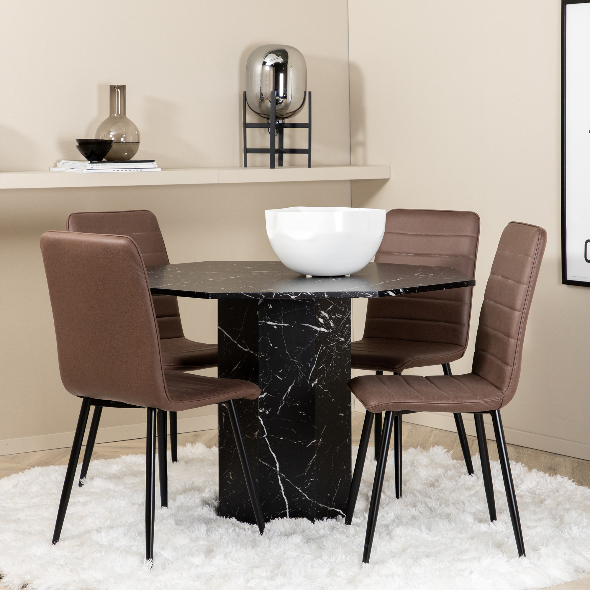 Matgrupp Venture Home Monte Carlo med 4 Walerina Stolar