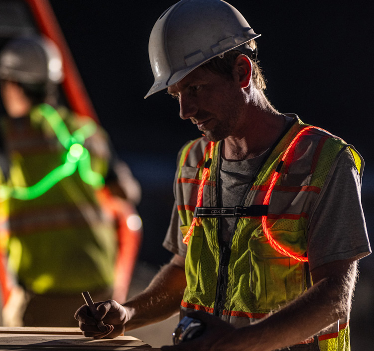 Säkerhetsväst Coast LH150 Med LED & Reflex