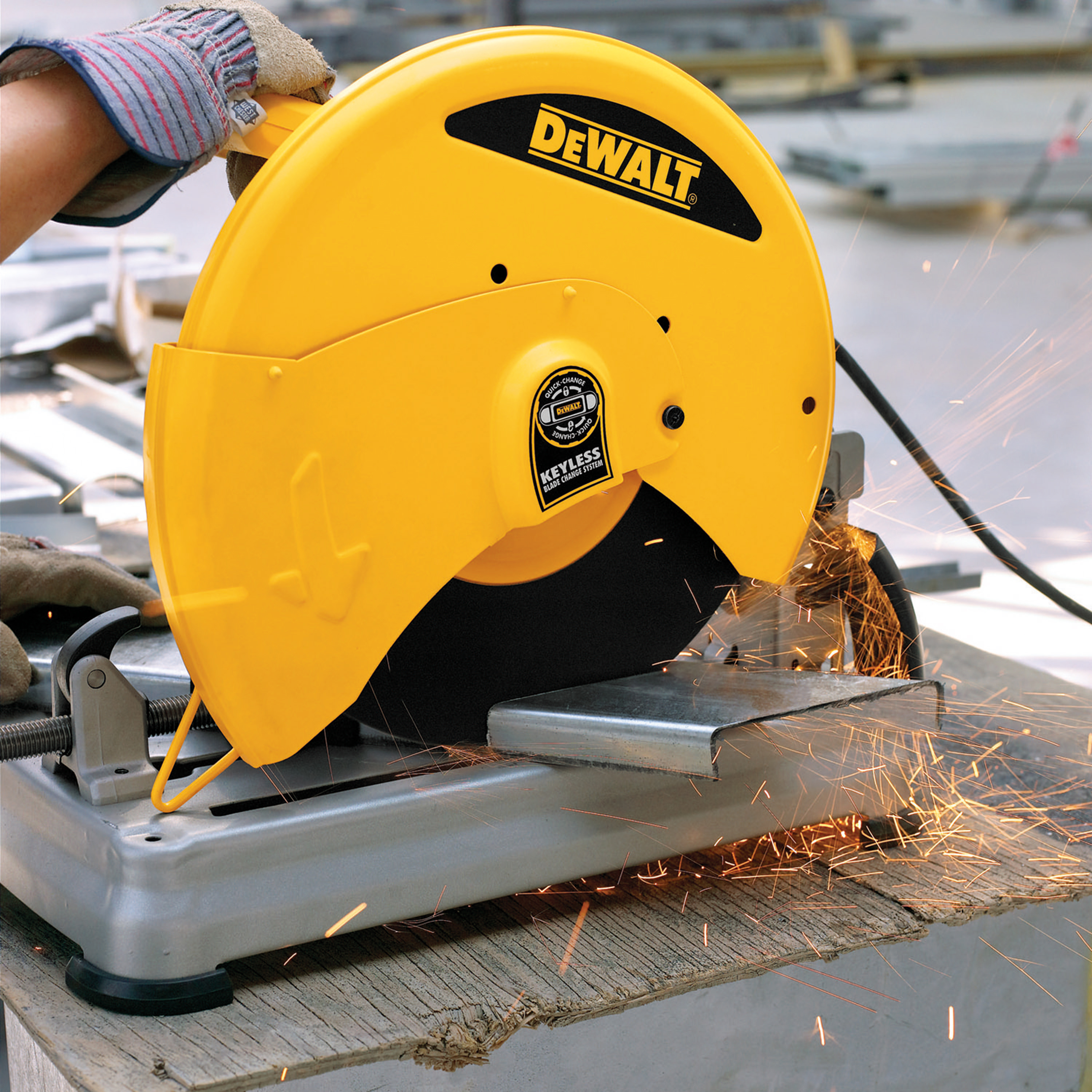 Metallkapsåg Dewalt D28715-QS 230 V