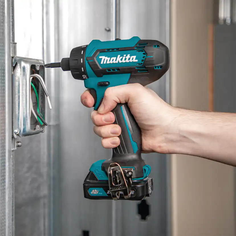 Borrskruvdragare Makita CXT DF033DWAE med Batteri