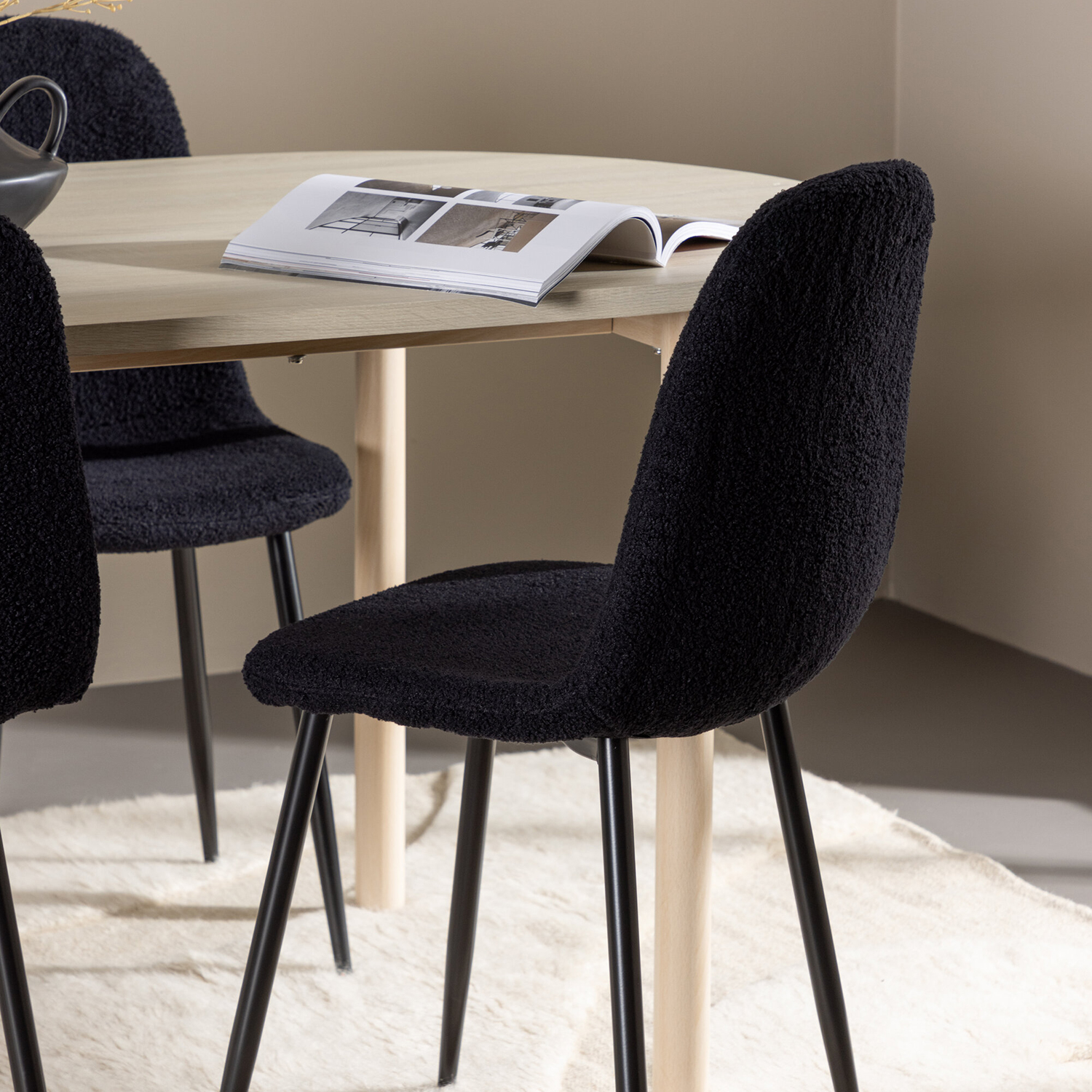 Matgrupp Venture Home Andy 180 med 4 st Polar Stolar Teddy