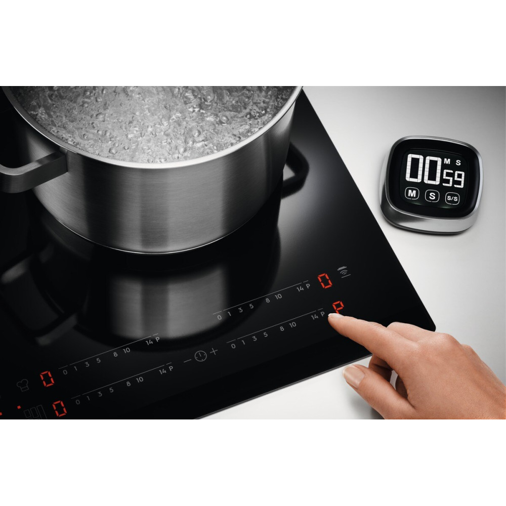 Induktionshäll Electrolux HOI630MX 300