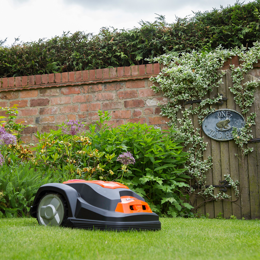 Yardforce Robotgräsklippare SA 650B ECO med APP