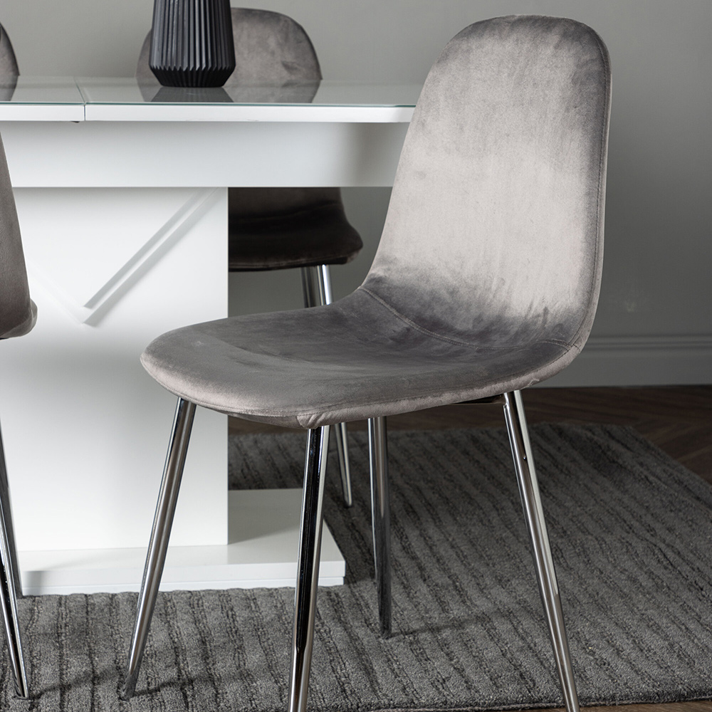 Matgrupp Venture Home Pluto med 4 Eva Stolar