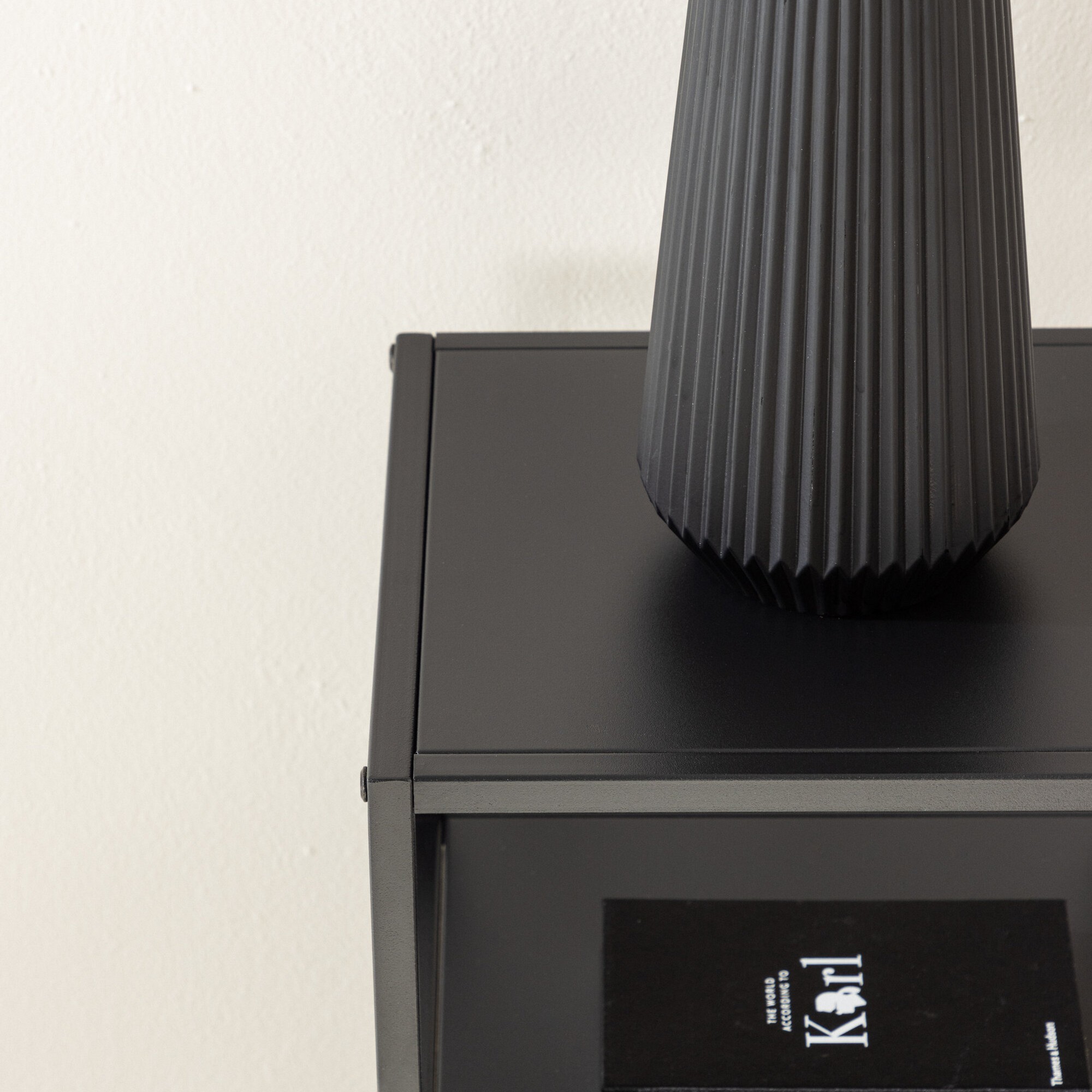 Sidobord Venture Home Punta Svart Fyrkantigt Bord i Stål 30x30cm