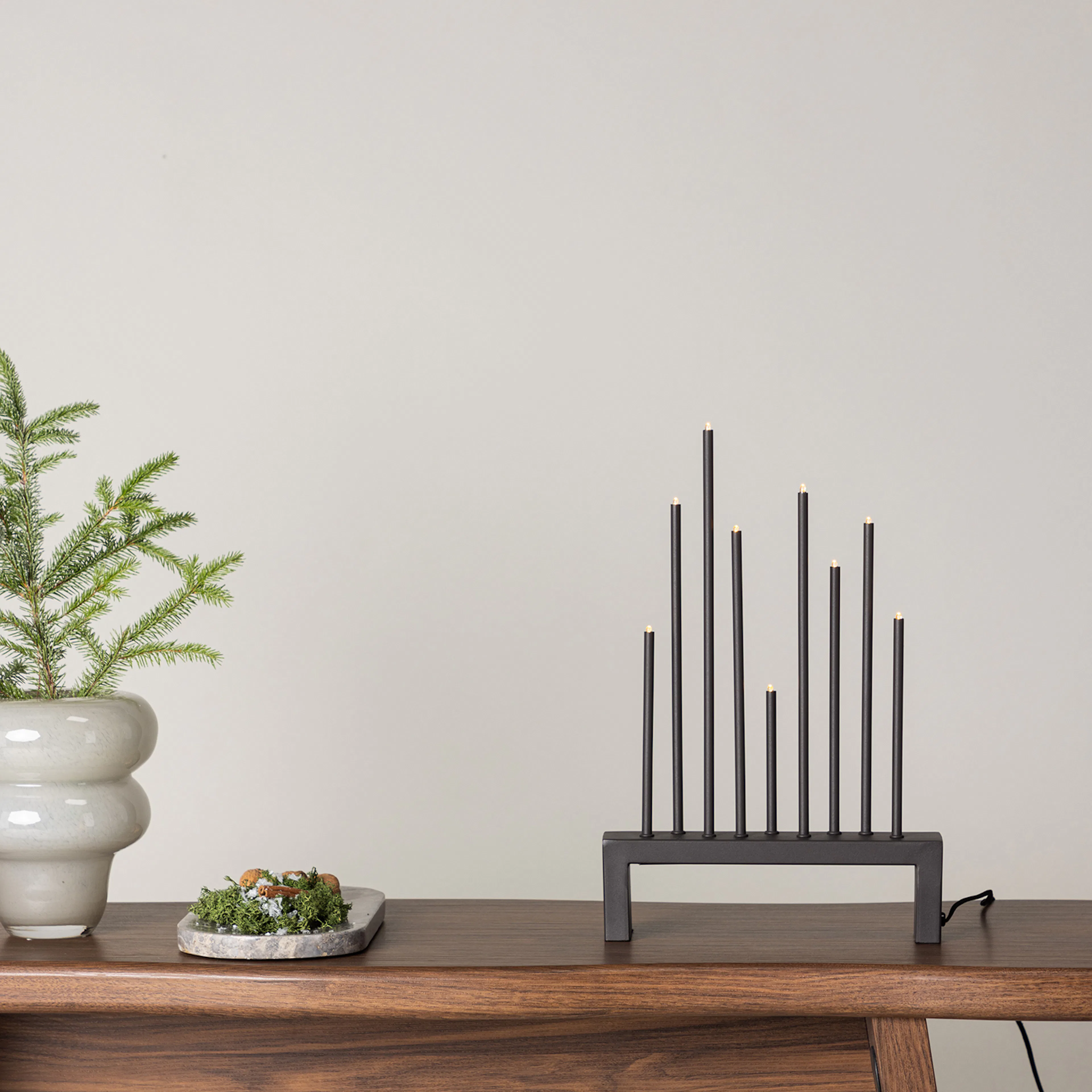 Bordslampa Venture Home Vallåsen