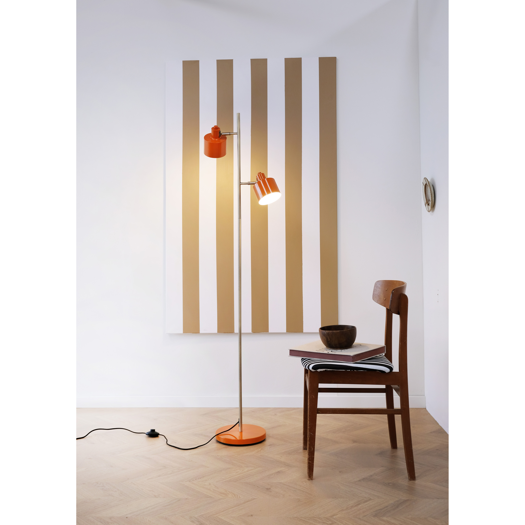 Golvlampa Dyberg Larsen Ocean