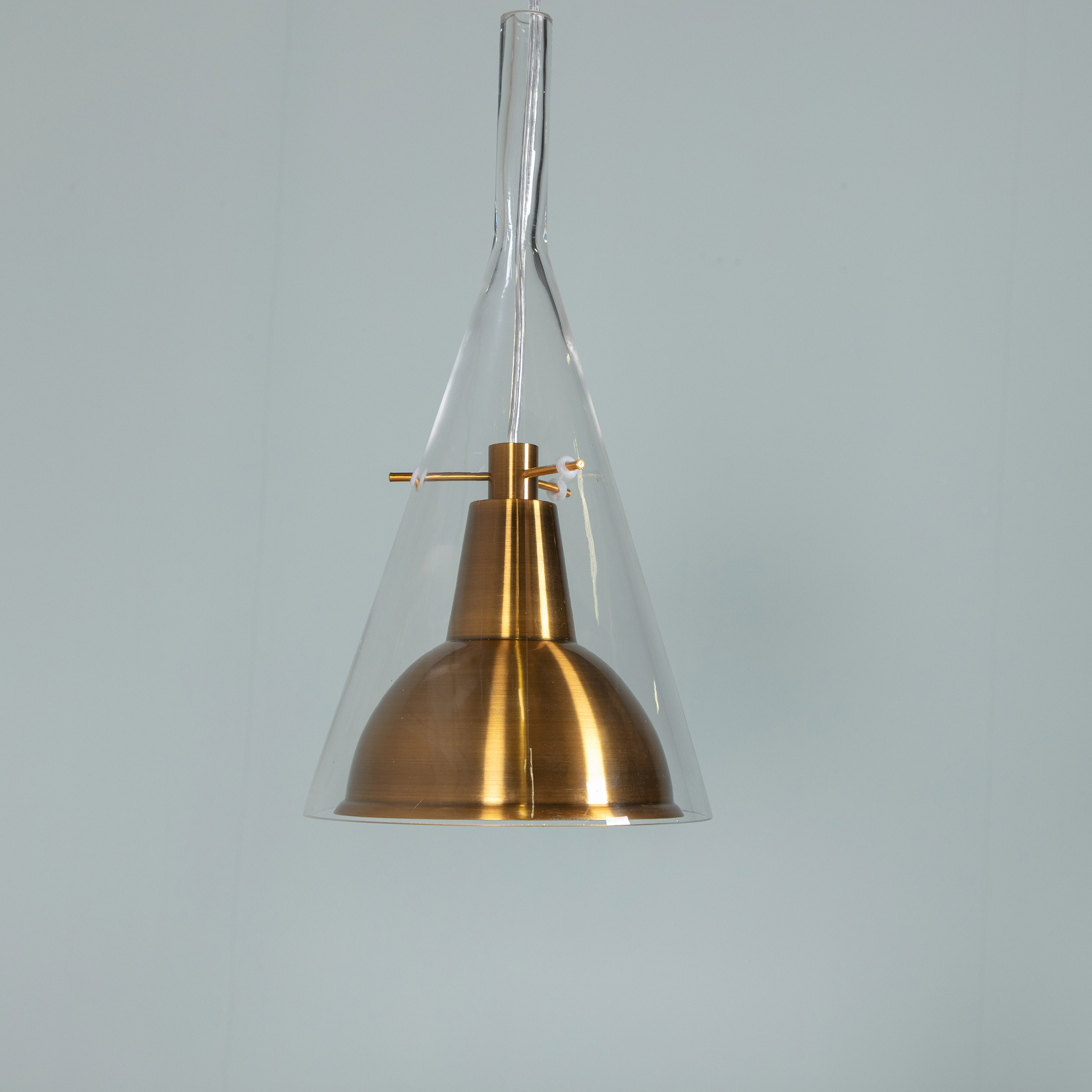 Sirius Pendant clear glass with gold metal D250*H400 Guld