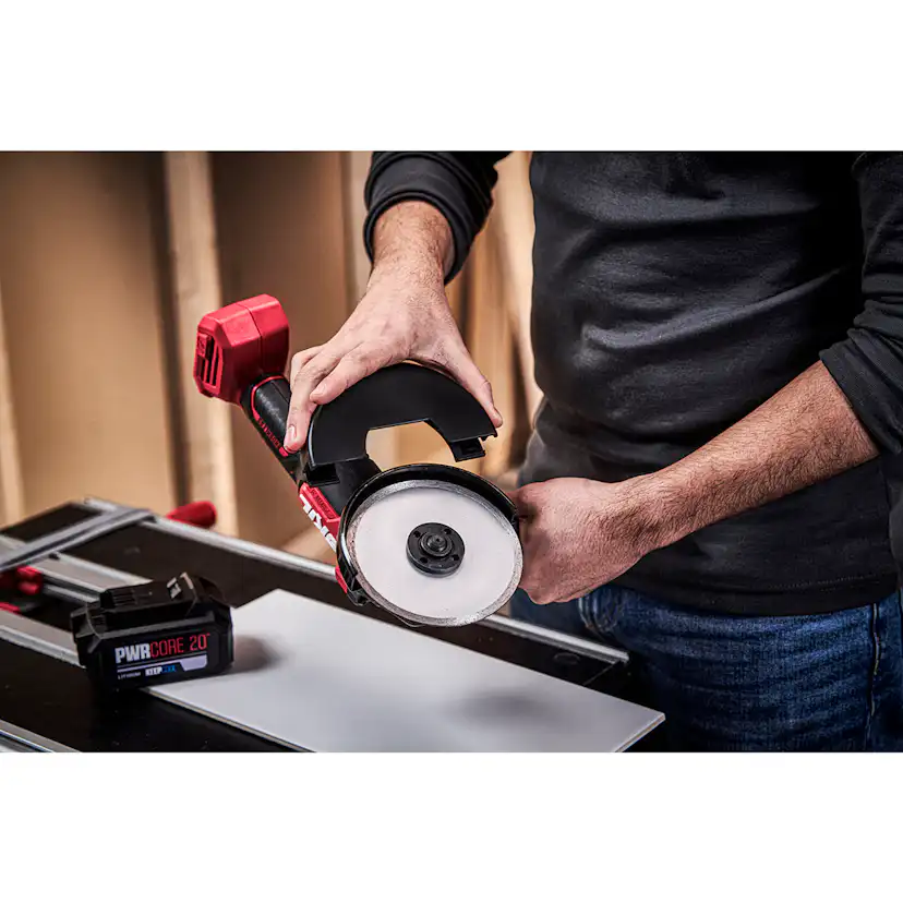 Vinkelslip SKIL 3922 AA Batteridriven Kolborstfri