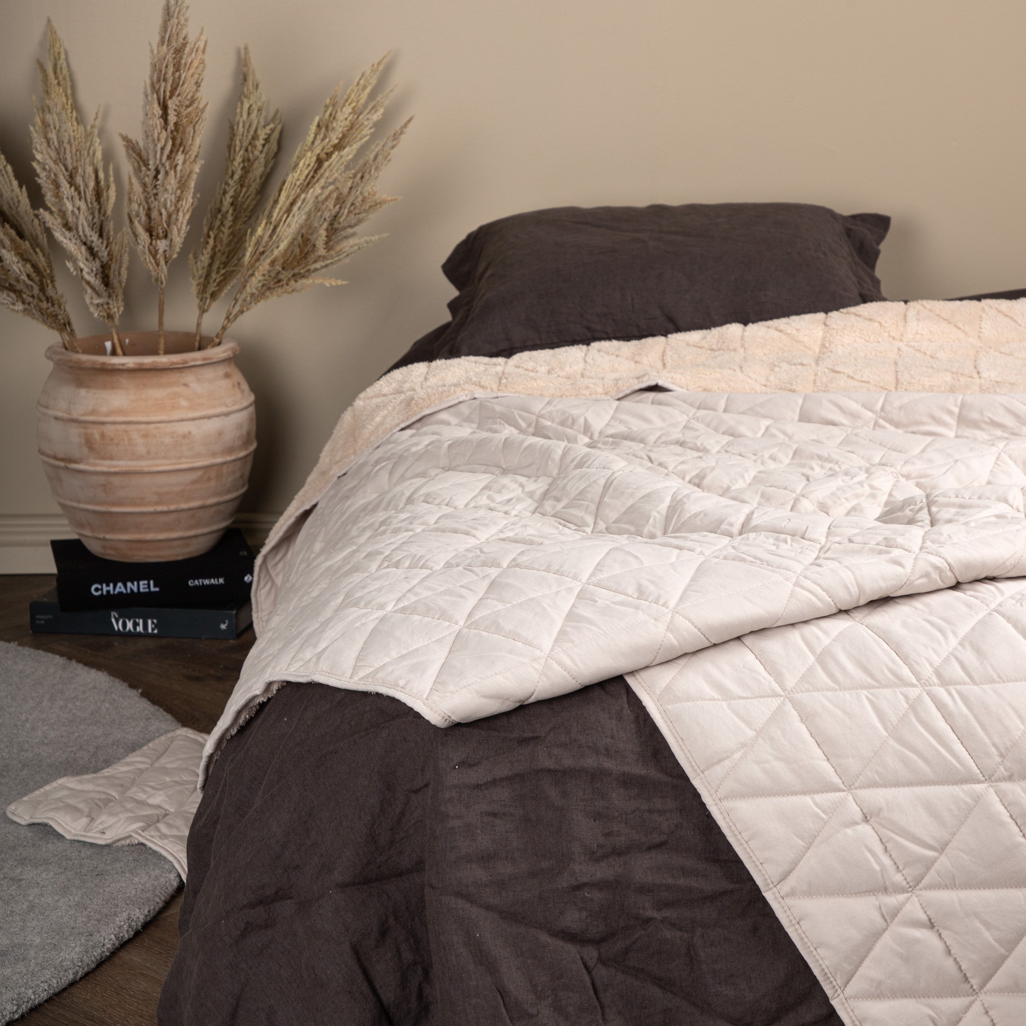 Överkast Venture Home Nilla