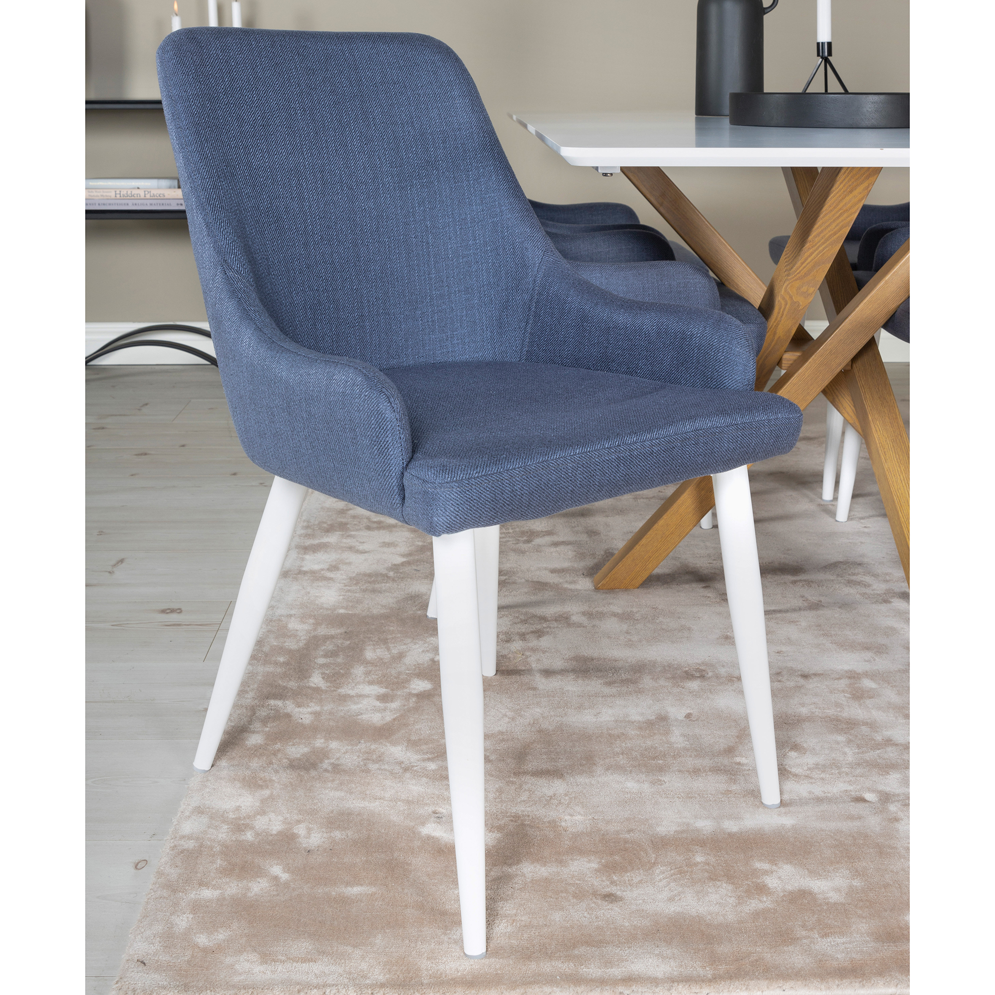 Matgrupp Venture Home Piata med 6 Plake Stolar