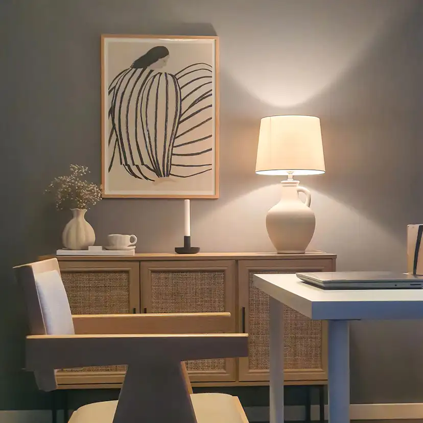 Bordslampa Aneta Athena