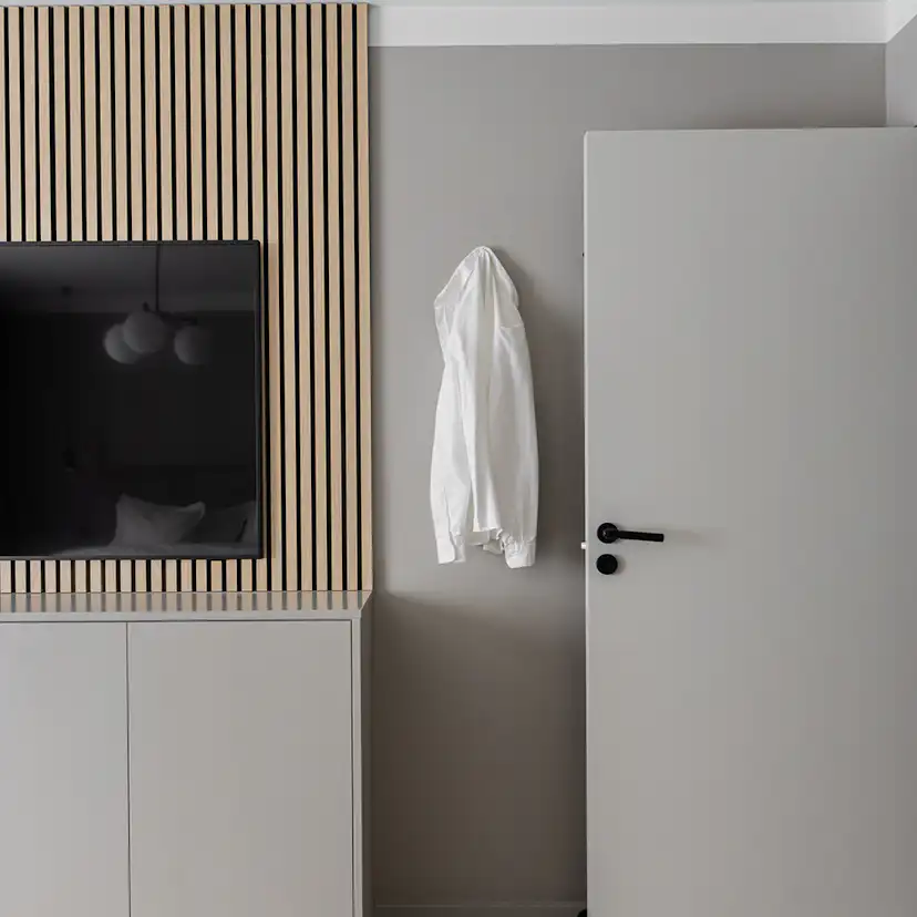 Akustikpanel Wood on wall Ek Vitlackad