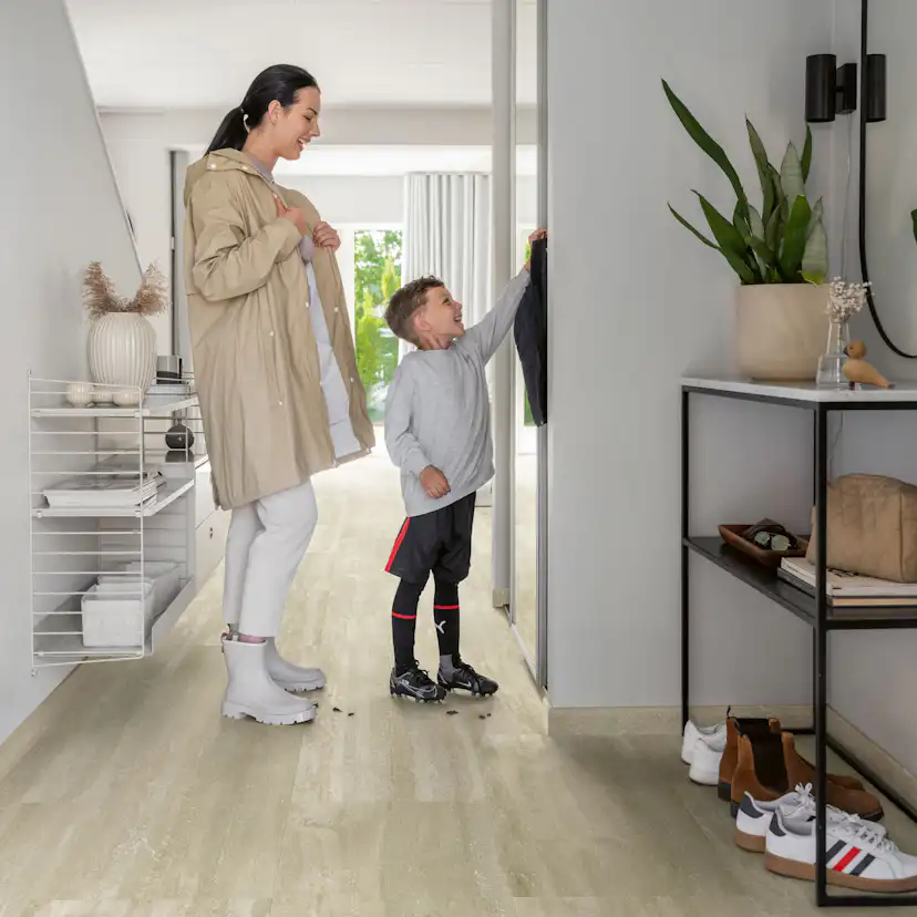 Vinylgolv Pergo Isefjord Pad Pro Greige Travertine
