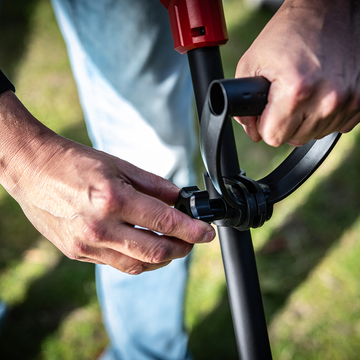 Ogräsborste SKIL 0661 AA Kolborstfri Batteridriven