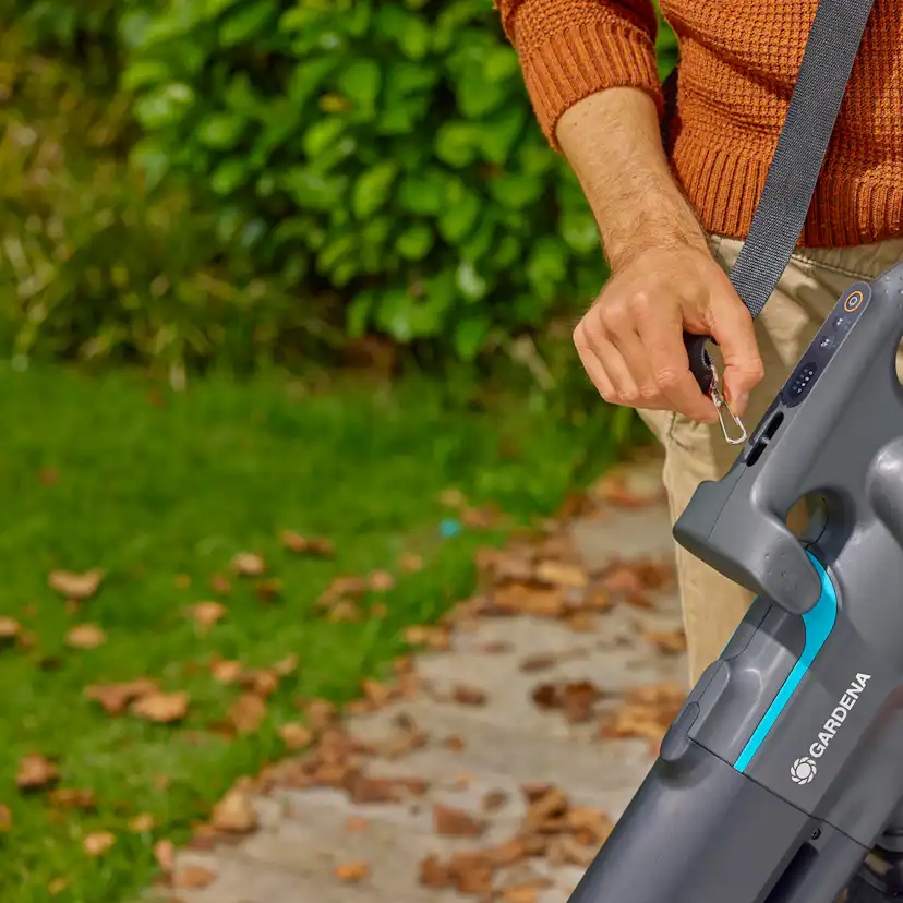 Lövblås/Sug Gardena PowerJet Collect 18V P4A Utan Batteri & Laddare