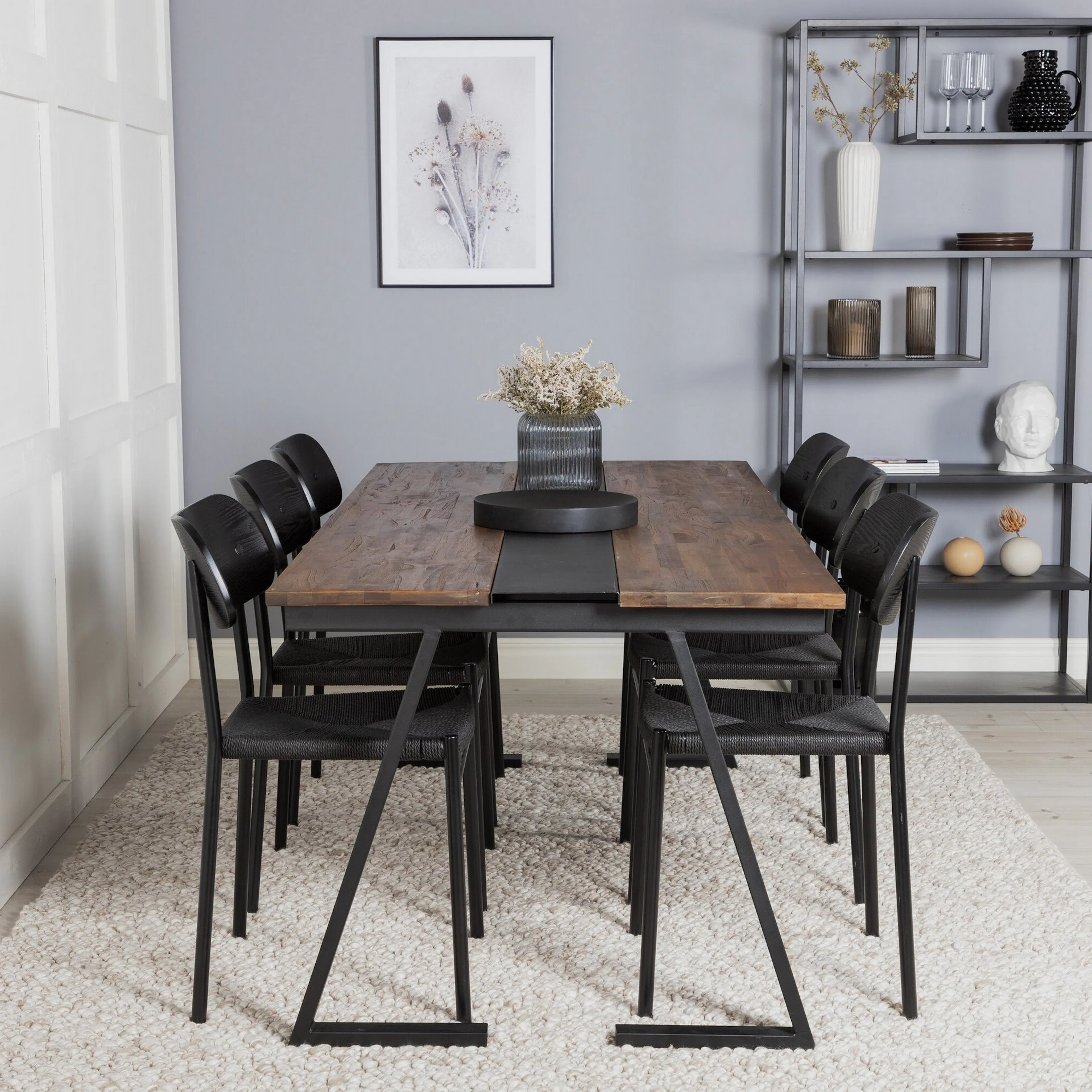 Matgrupp Venture Home Jakarta med 6st Polly Stolar