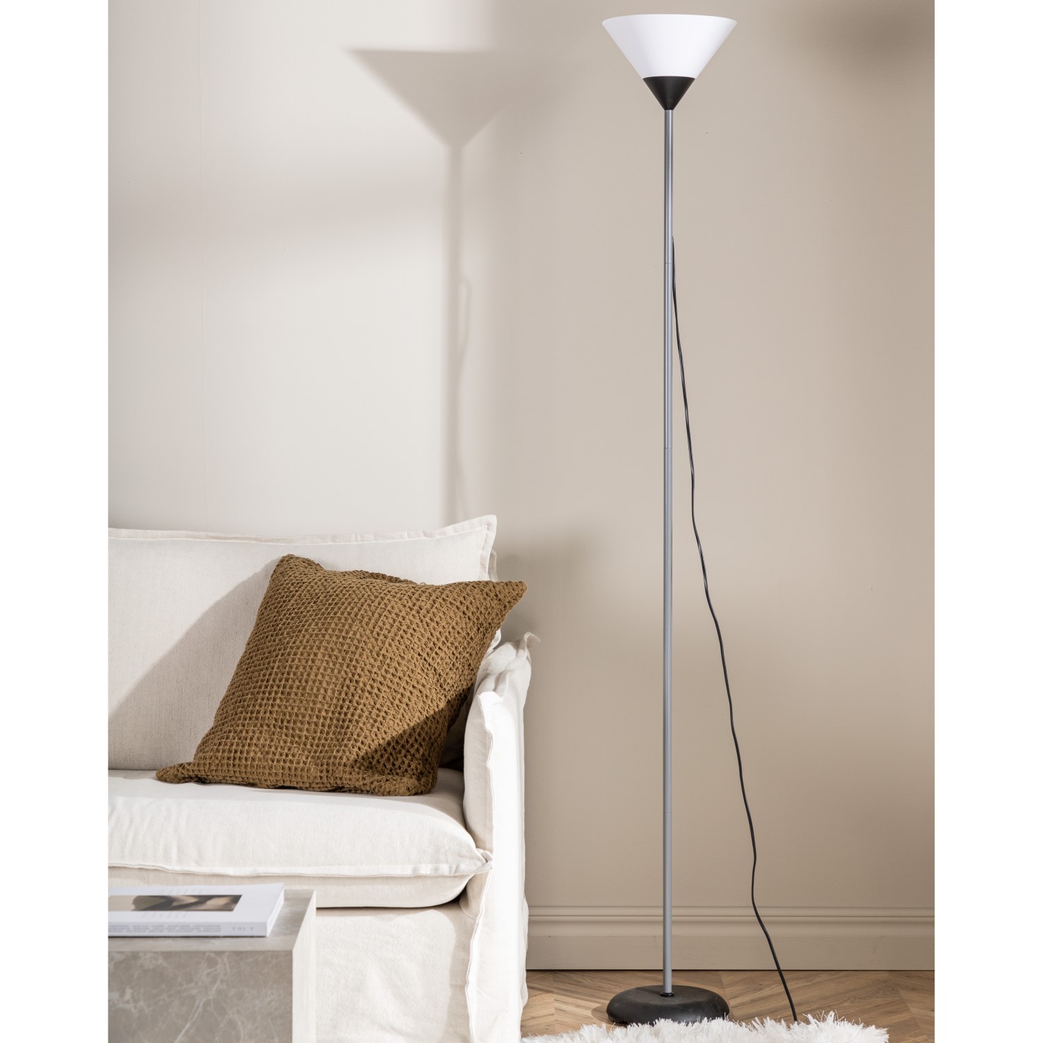 Batang -Floor Lamp - Pink/White Ljusgrå/Vit