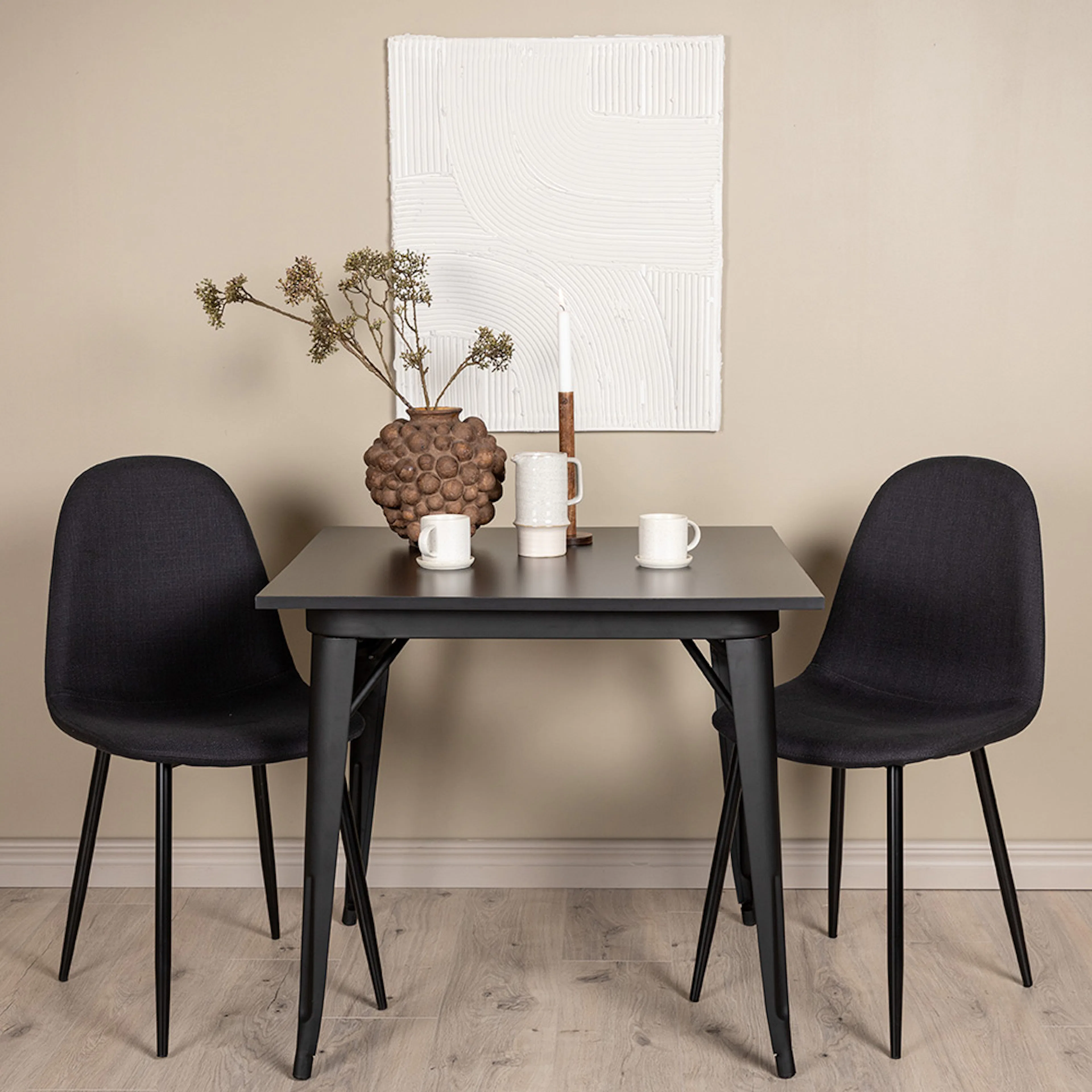 Matgrupp Venture Home Tempe med 2 Polar Stolar