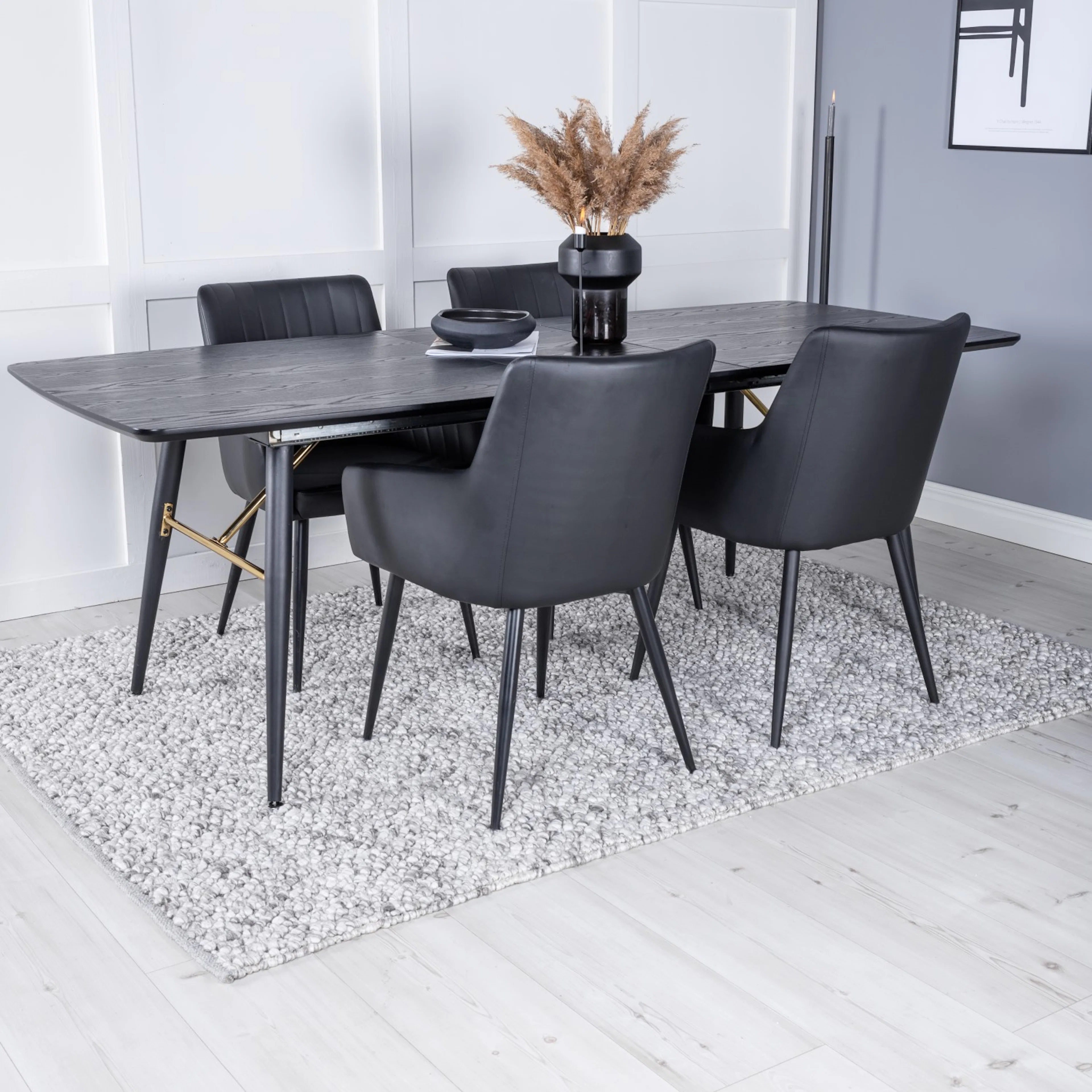 Matgrupp Venture Home Guld med 4 Corina Stolar Konstläder