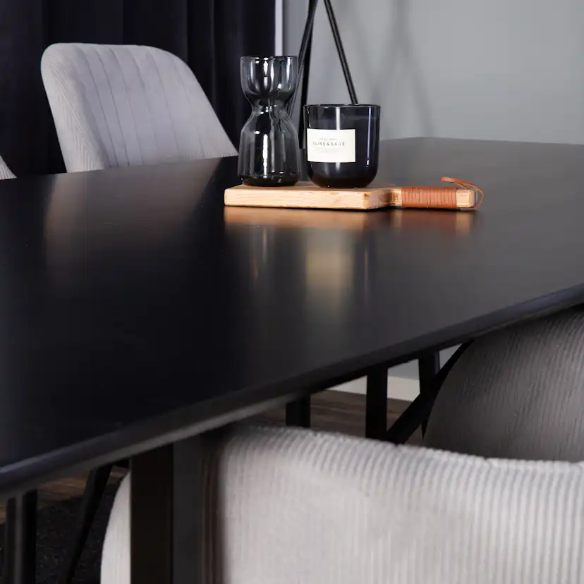 Matgrupp Venture Home Palaba med 6 Corina Stolar Svart