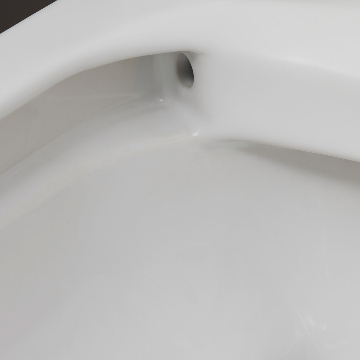 Vägghängd Toalettstol Duravit ME by Starck Rimless 253009 inkl Toalettsits