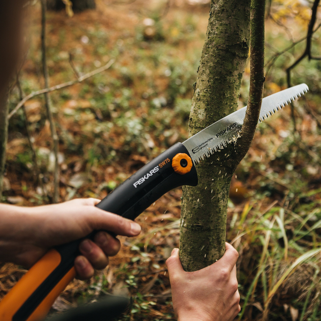 Trädgårdssåg Fiskars SW75 L Xtract