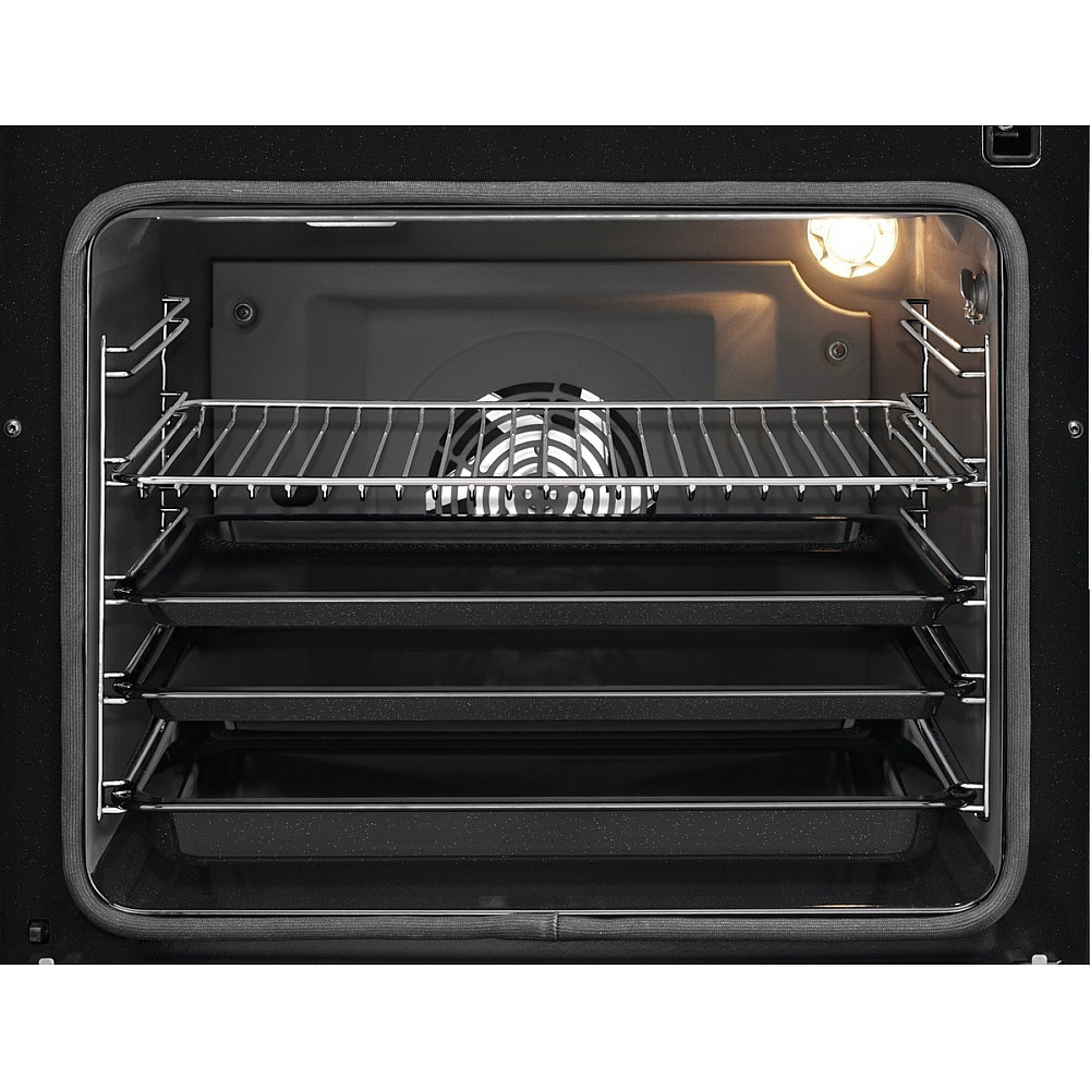 Induktionsspis Electrolux LKI64404SW med Självrengörande Ugn och Hob2Hood
