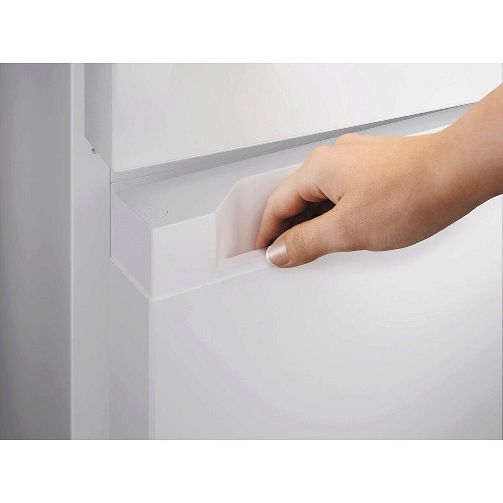 Fristående Kyl och Frys Electrolux LNT6MD32W TwinTech® No Frost