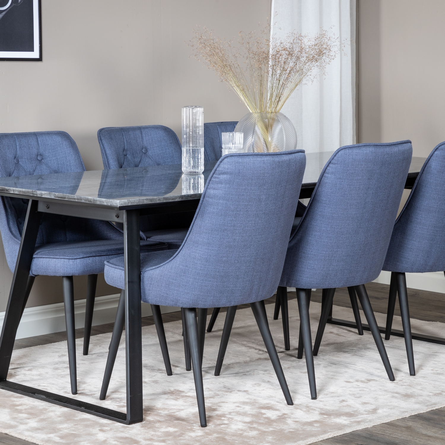 Matgrupp Venture Home Estelle med 6 Vera Stolar PolyEstelletyg