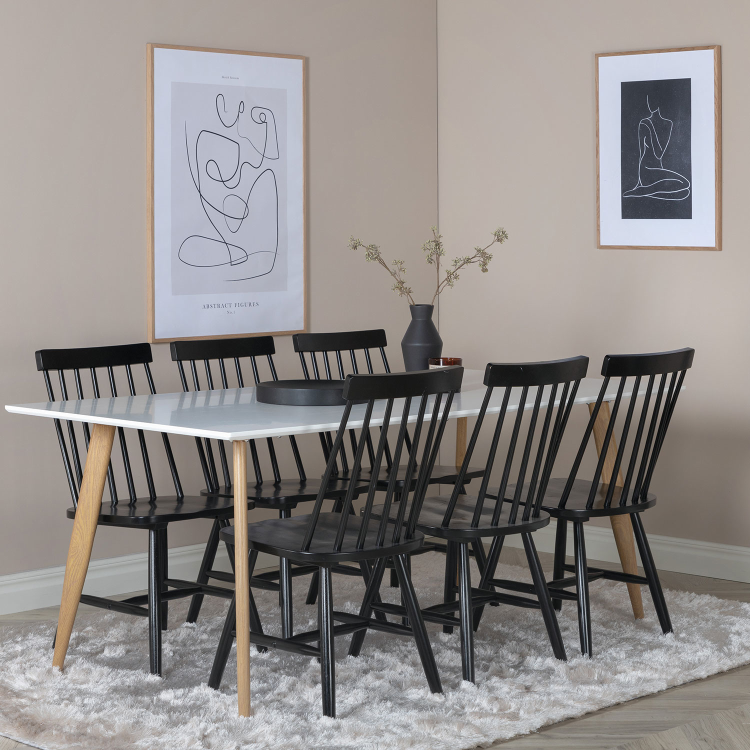 Matgrupp Venture Home Polar med 6 Lönneberga stolar