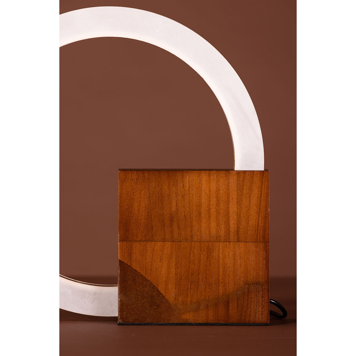 Bordslampa Venture Home Brive