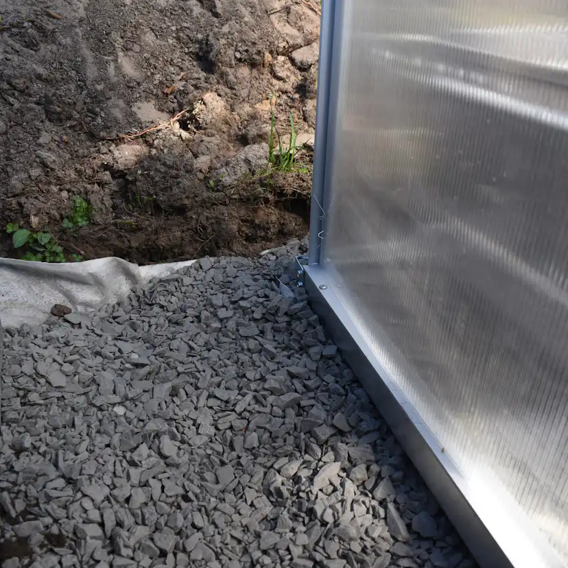 Växthus Green Land Svart Aluminiumstomme med Skjutdörr & Öppningsbara Polykarbonatfönster, 8,2 m²