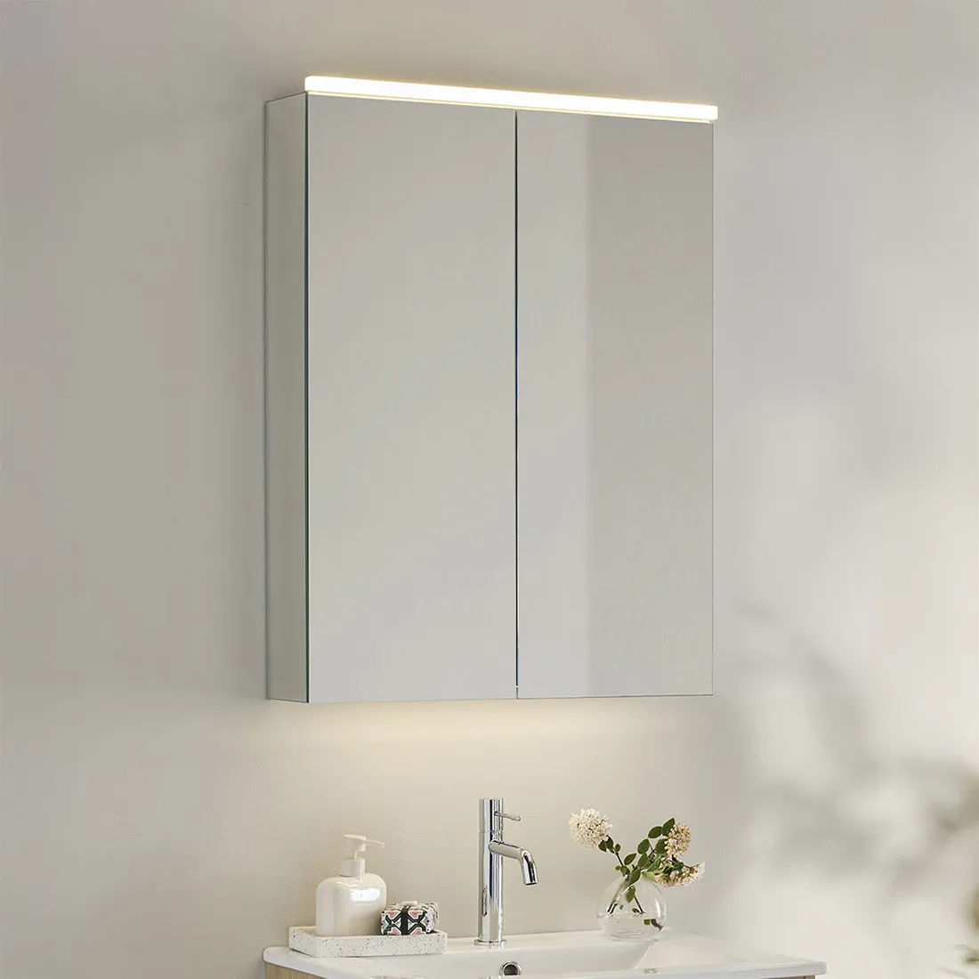 Spegelskåp Hafa Sky 600