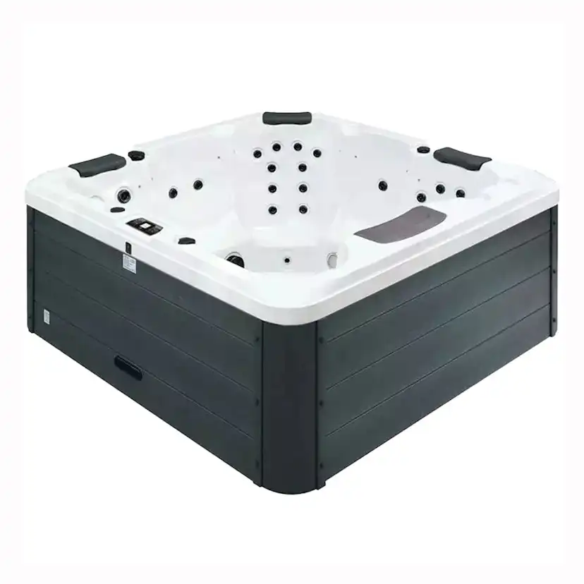 Spabad Svenska Bad Idre 36 Jets med Lock och Spatrappa