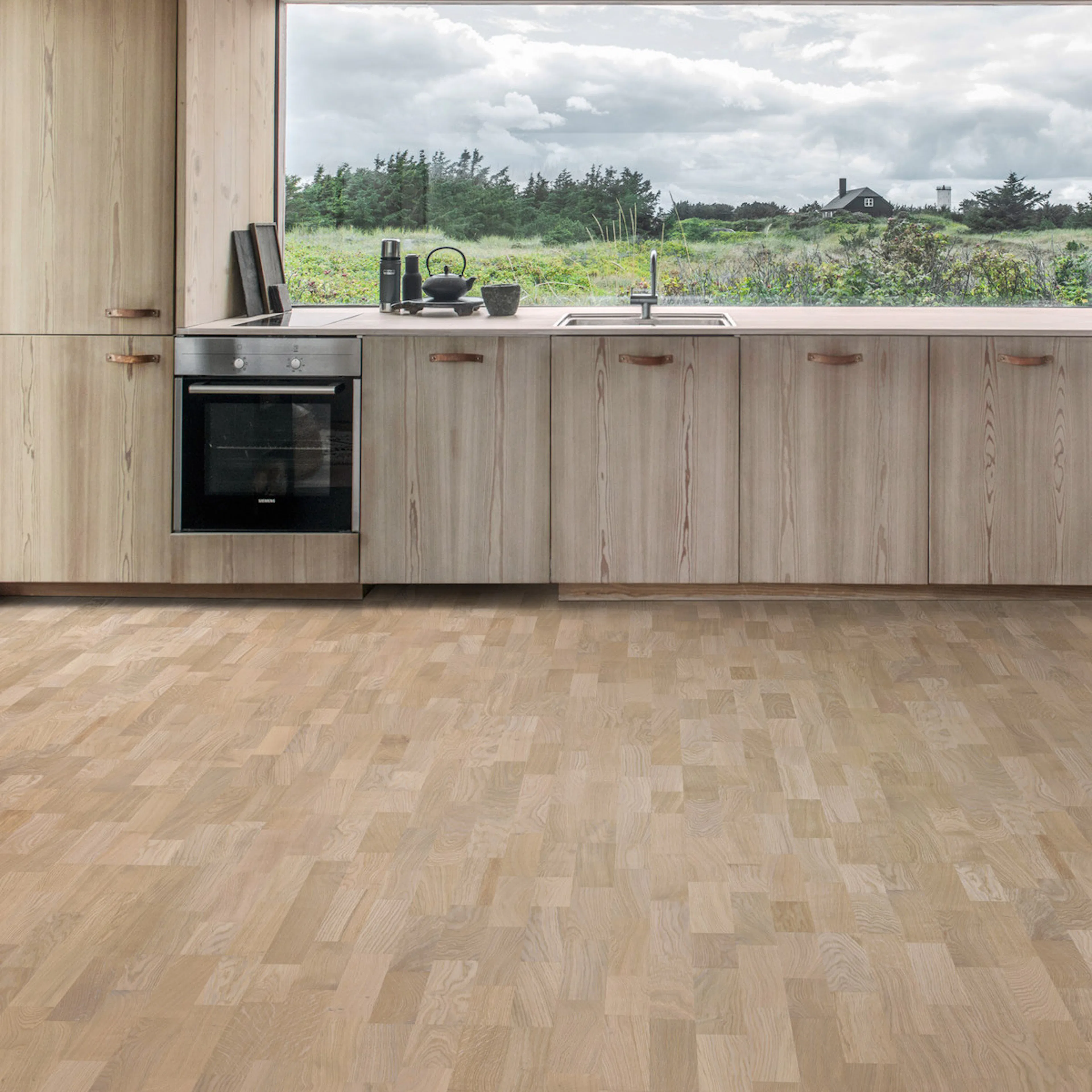 Trägolv Kährs Ek Mist, Ultramattlackat 3-Stav Parkettgolv