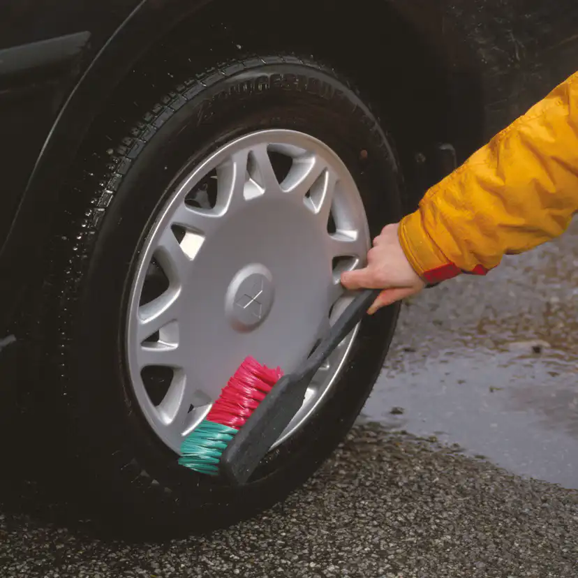 Handborste Vikan Bilborste m/långt skaft Mjuk Svart 420 mm