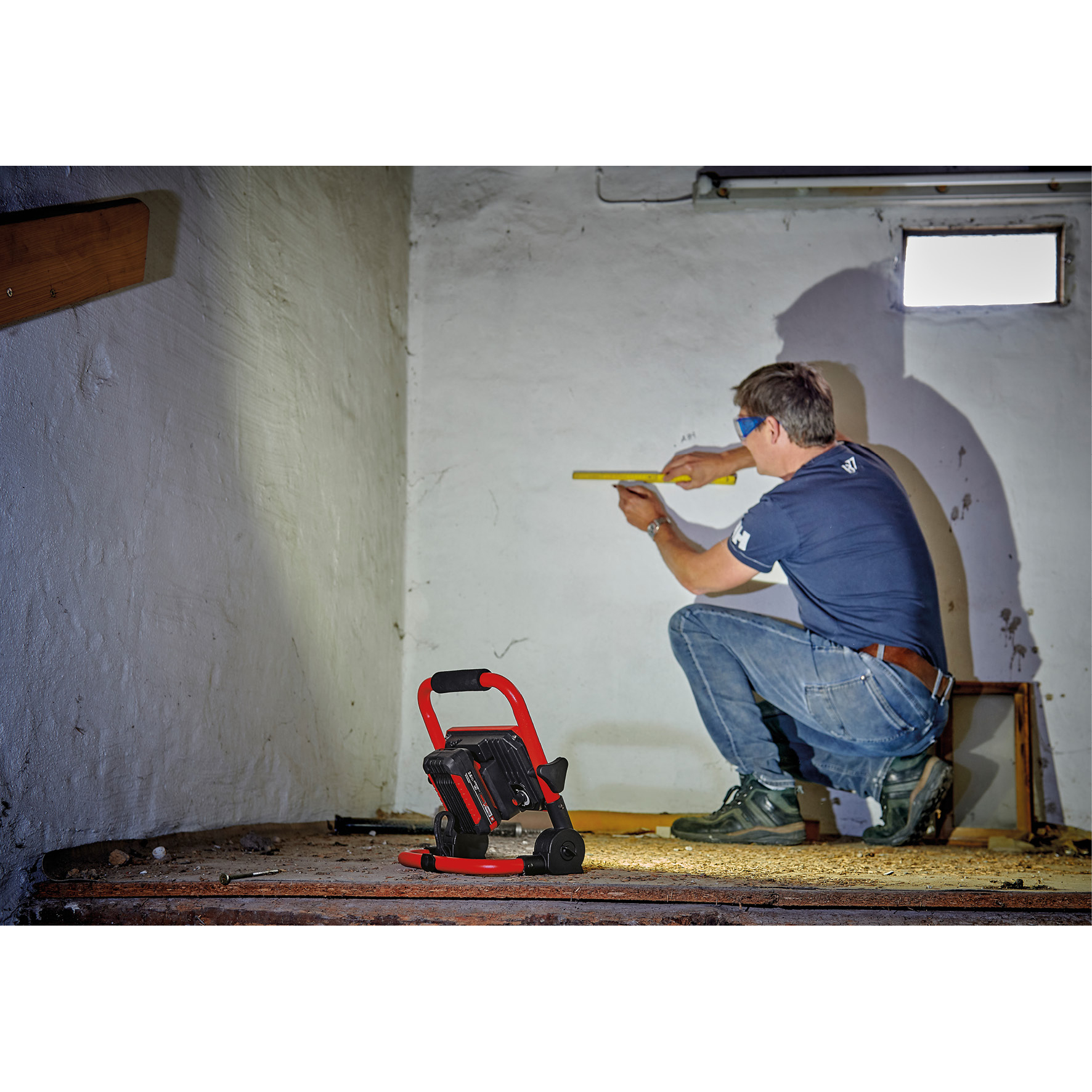 Arbetslampa Einhell LED TC-CL 18/1800 Solo